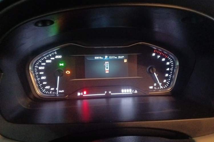 Used SAIC MAXUS G20 2020 2.0T Gasoline Automatic Luxury Edition Instrument Cluster