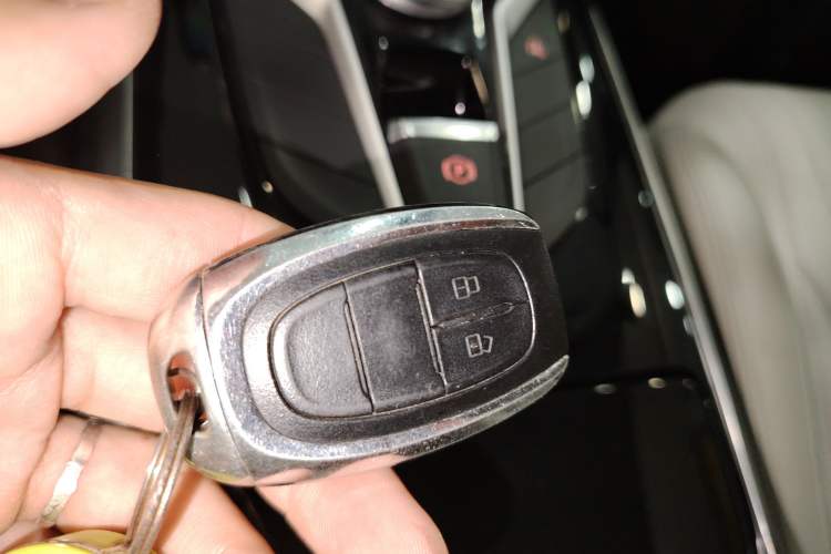 Used SAIC MAXUS G20 2020 2.0T Gasoline Automatic Luxury Edition Interior 1
