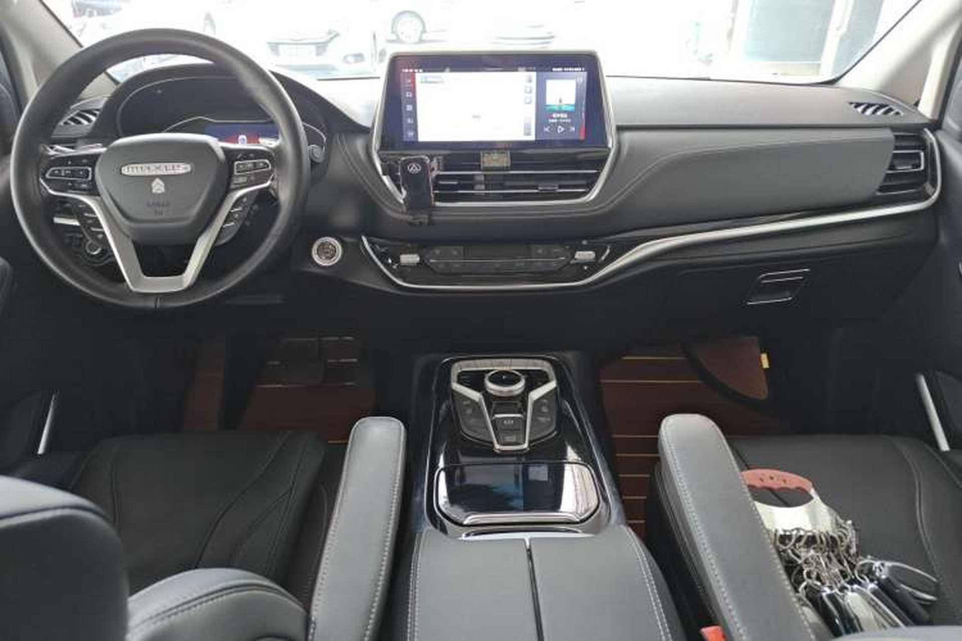 Used SAIC MAXUS G20 2020 2.0T Gasoline Automatic ZhiZun Edition Interior 3