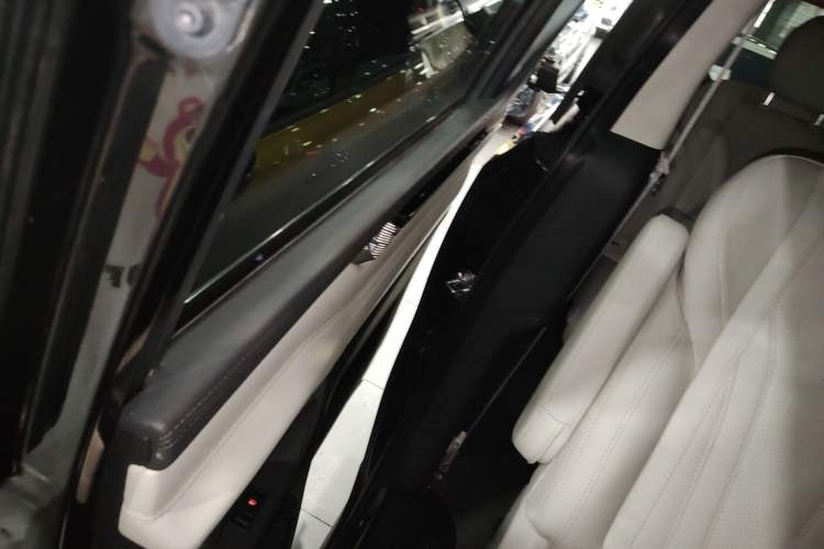 Used SAIC MAXUS G20 2020 2.0T Gasoline Automatic Luxury Edition Interior 3
