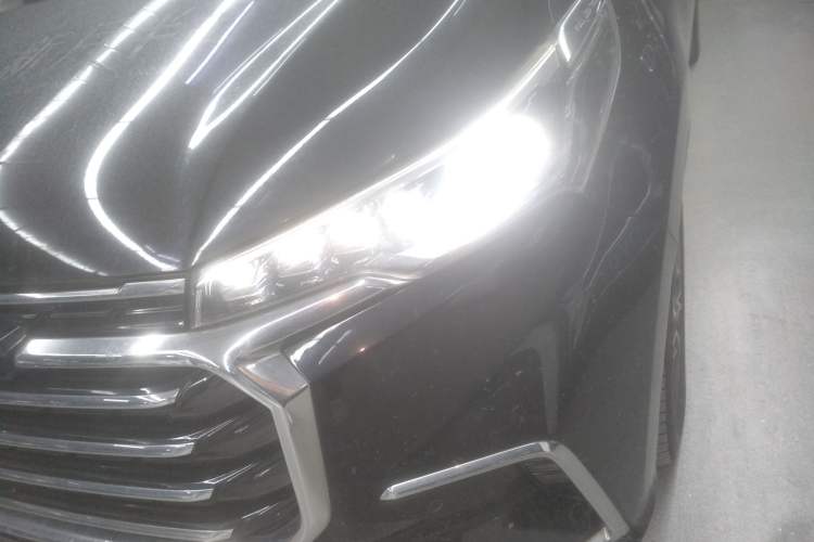 Used SAIC MAXUS G20 2020 2.0T Gasoline Automatic ZhiZun Edition Left Front Headlight