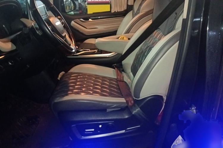 Used SAIC MAXUS G20 2020 2.0T Gasoline Automatic Luxury Edition Left Front Seat