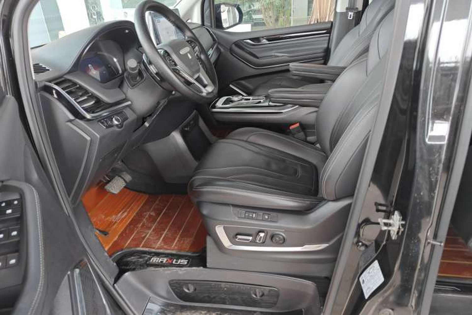 Used SAIC MAXUS G20 2020 2.0T Gasoline Automatic ZhiZun Edition Left Front Seat