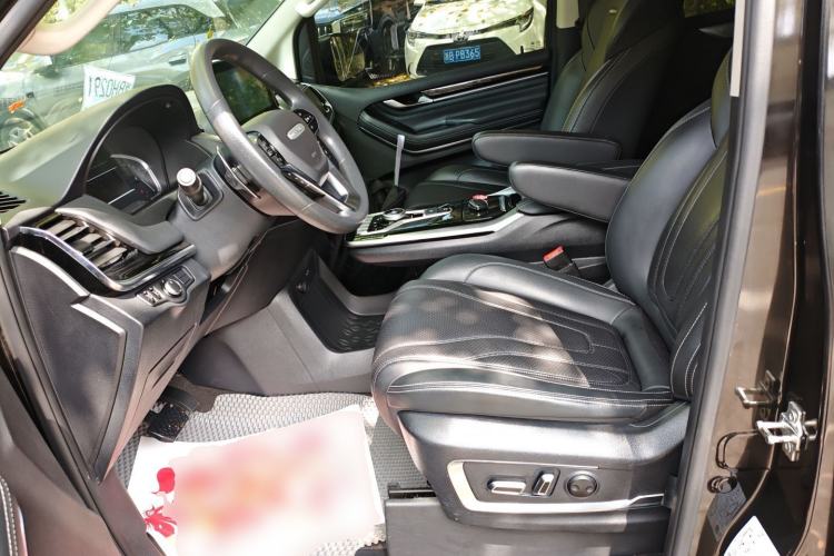 Used SAIC MAXUS G20 2020 2.0T Gasoline Automatic Luxury Edition Left Front Seat