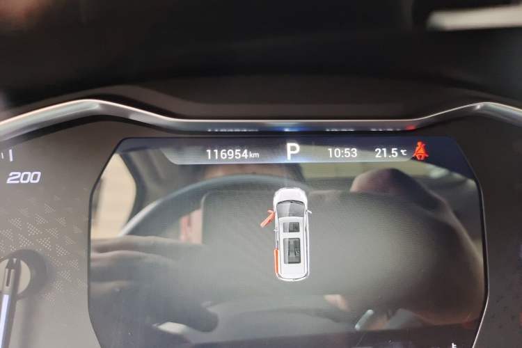 Used SAIC MAXUS G20 2020 2.0T Gasoline Automatic ZhiZun Edition Odometer Close Up