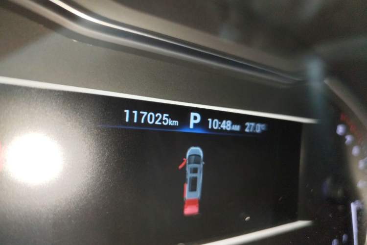 Used SAIC MAXUS G20 2020 2.0T Gasoline Automatic Luxury Edition Odometer Close Up