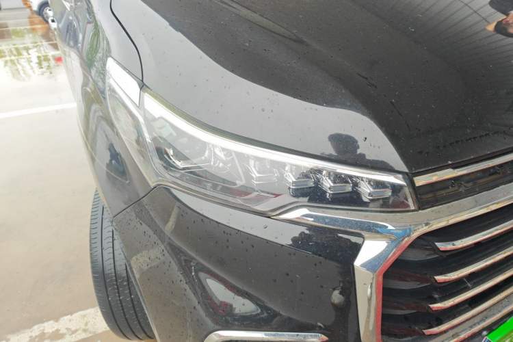 Used SAIC MAXUS G20 2020 2.0T Gasoline Automatic Luxury Executive Edition Right Front Headlight