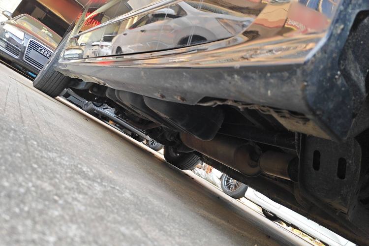 Used SAIC MAXUS G20 2020 2.0T Gasoline Automatic ZhiZun Edition Right Side Sill
