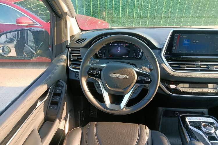Used SAIC MAXUS G20 2020 2.0T Gasoline Automatic Luxury Edition Steering Wheel
