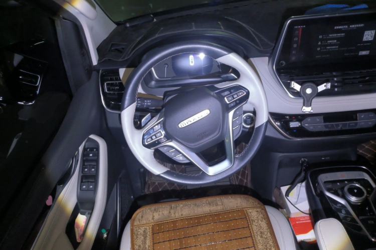 Used SAIC MAXUS G20 2020 2.0T Gasoline Automatic ZhiZun Edition Steering Wheel
