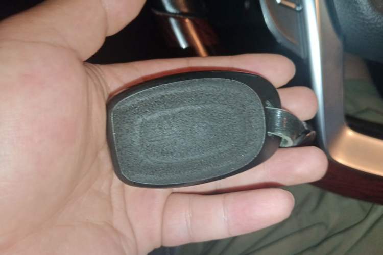 Used SAIC MAXUS G20 2020 2.0T Gasoline Automatic Luxury Edition Vehicle Key