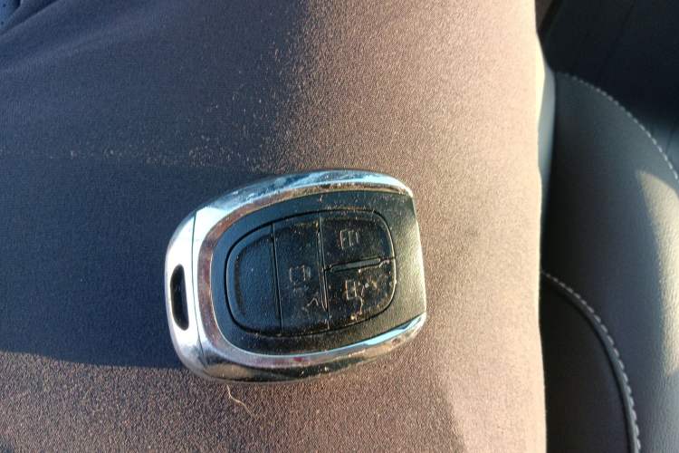 Used SAIC MAXUS G20 2020 2.0T Gasoline Automatic Luxury Edition Vehicle Key