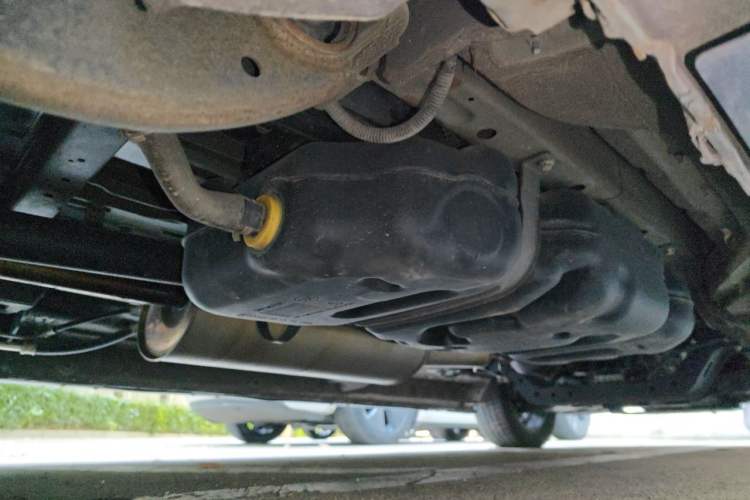 Used SAIC MAXUS G20 2020 2.0T Gasoline Automatic ZhiZun Edition Chassis Rear Right