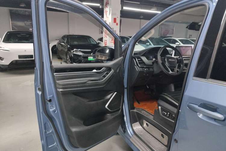 Used SAIC MAXUS G20 2020 2.0T Gasoline Automatic Luxury Edition Driver Seat