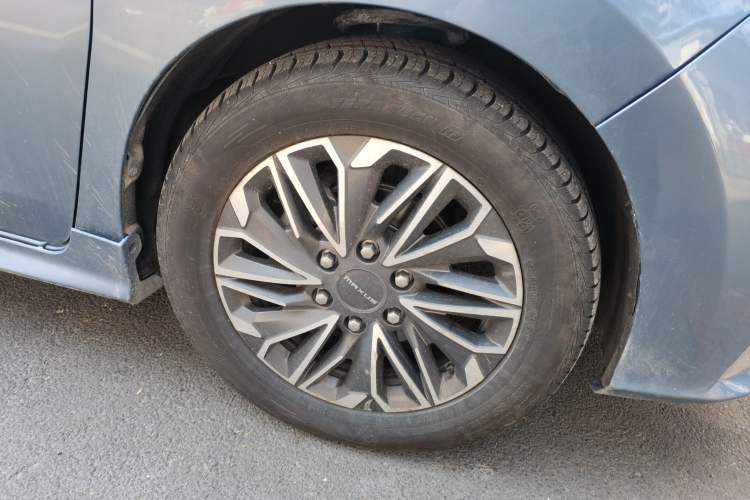 Used SAIC MAXUS G20 2020 2.0T Gasoline Automatic Luxury Edition Exterior 7