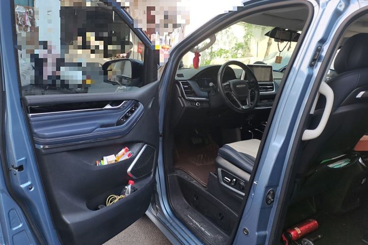 Used SAIC MAXUS G20 2020 2.0T Gasoline Automatic Luxury Edition Interior 3