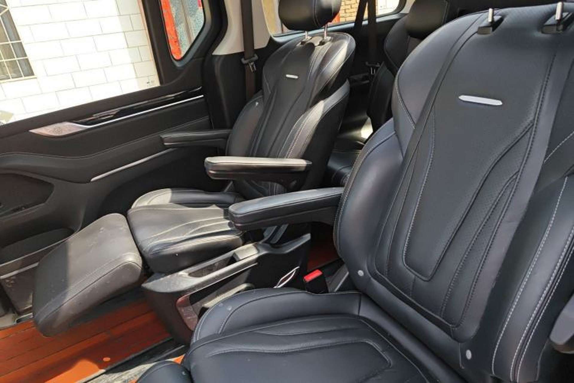 Used SAIC MAXUS G20 2020 2.0T Gasoline Automatic Luxury Executive Edition Interior 4