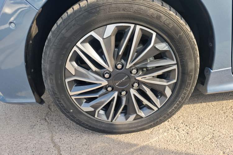 Used SAIC MAXUS G20 2020 2.0T Gasoline Automatic Flagship Edition Left Front Wheel Hub