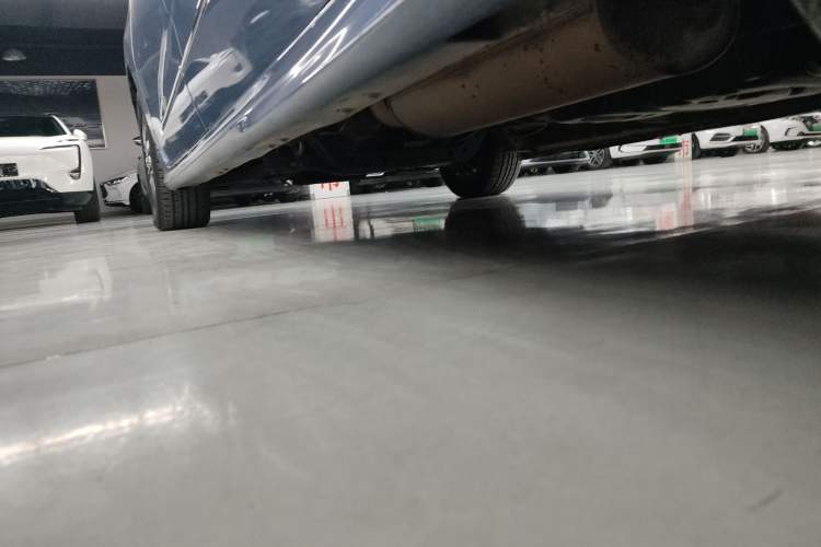 Used SAIC MAXUS G20 2020 2.0T Gasoline Automatic Luxury Edition Left Side Sill