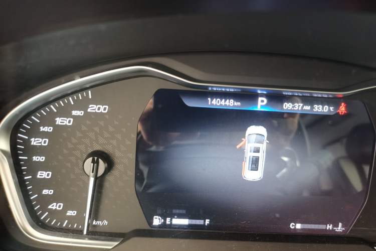 Used SAIC MAXUS G20 2020 2.0T Gasoline Automatic Luxury Edition Odometer Close Up