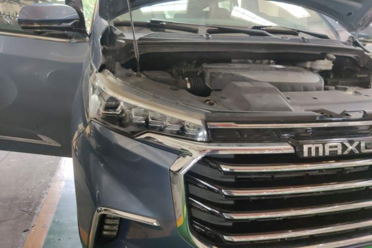 Used SAIC MAXUS G20 2020 2.0T Gasoline Automatic Luxury Edition Right Front Headlight