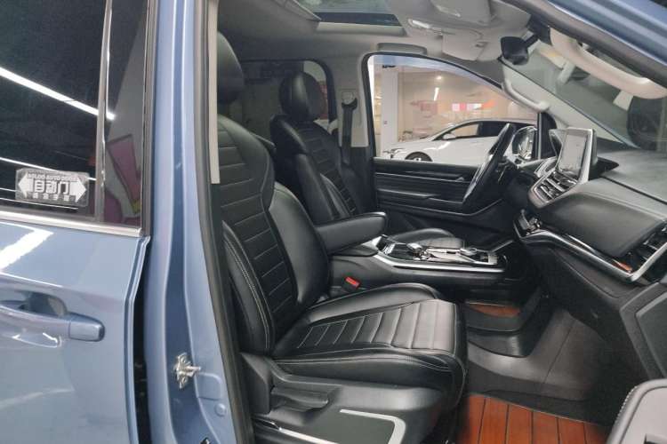 Used SAIC MAXUS G20 2020 2.0T Gasoline Automatic Luxury Edition Right Front Seat