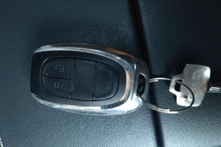 Used SAIC MAXUS G20 2020 2.0T Gasoline Automatic Luxury Edition Vehicle Key