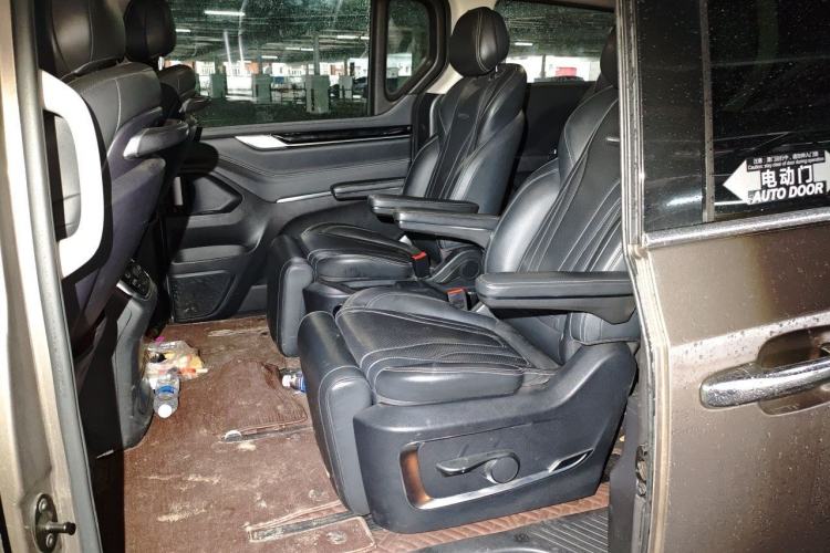 Used SAIC MAXUS G20 2020 2.0T Gasoline Automatic Luxury Executive Edition Left Rear Seat