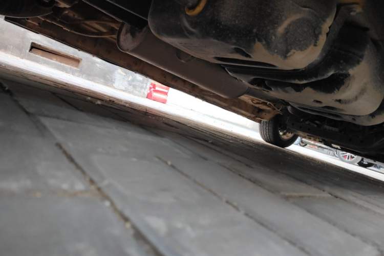 Used SAIC MAXUS G20 2020 2.0T Gasoline Automatic Flagship Edition Chassis Rear Right