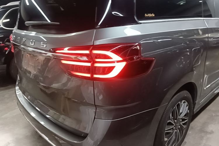 Used SAIC MAXUS G20 2020 2.0T Gasoline Automatic Luxury Executive Edition Exterior 3