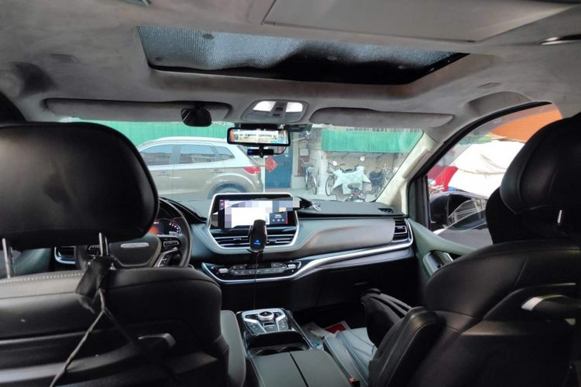 Used SAIC MAXUS G20 2020 2.0T Gasoline Automatic Flagship Edition Headliner
