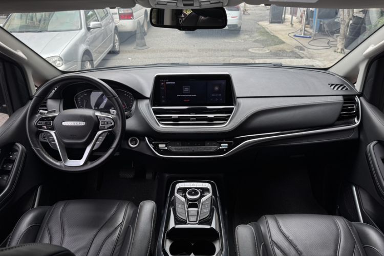 Used SAIC MAXUS G20 2020 2.0T Gasoline Automatic Luxury Executive Edition Interior 3