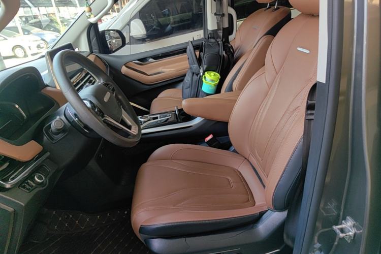 Used SAIC MAXUS G20 2020 2.0T Gasoline Automatic Luxury Edition Left Front Seat