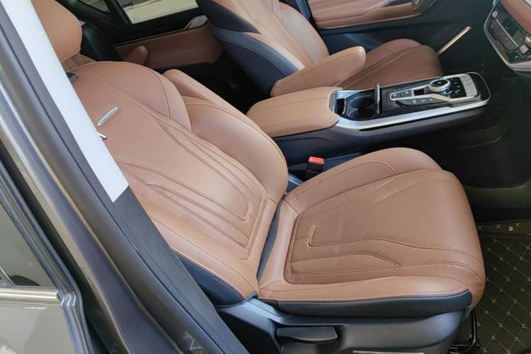 Used SAIC MAXUS G20 2020 2.0T Gasoline Automatic Luxury Edition Right Front Seat