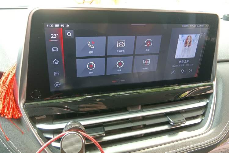 Used SAIC MAXUS G20 2020 2.0T Gasoline Automatic Luxury Executive Edition Audio And AC Panel