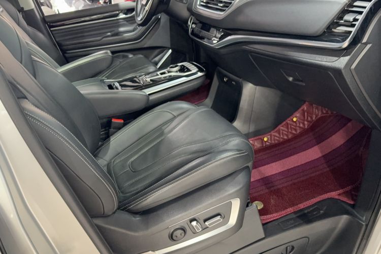 Used SAIC MAXUS G20 2020 2.0T Gasoline Automatic Prestige Executive Version Interior 2