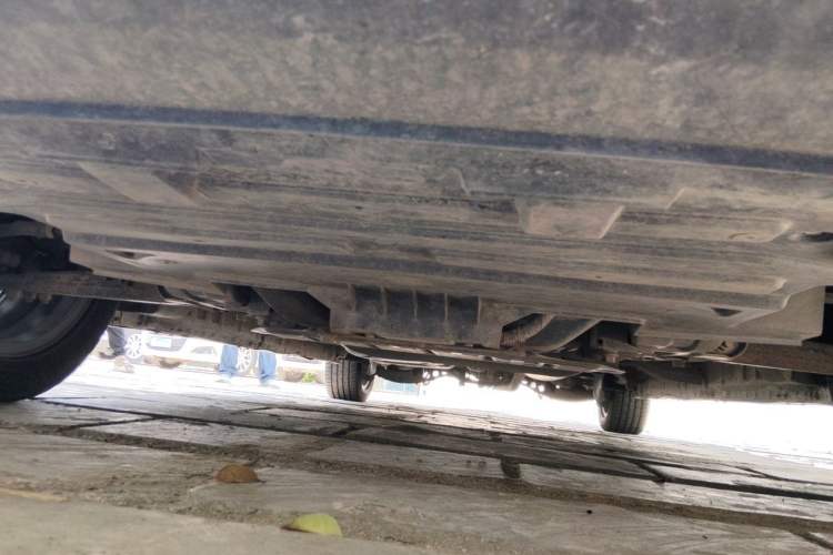 Used SAIC MAXUS G20 2020 2.0T Gasoline Automatic ZhiZun Edition Chassis Front