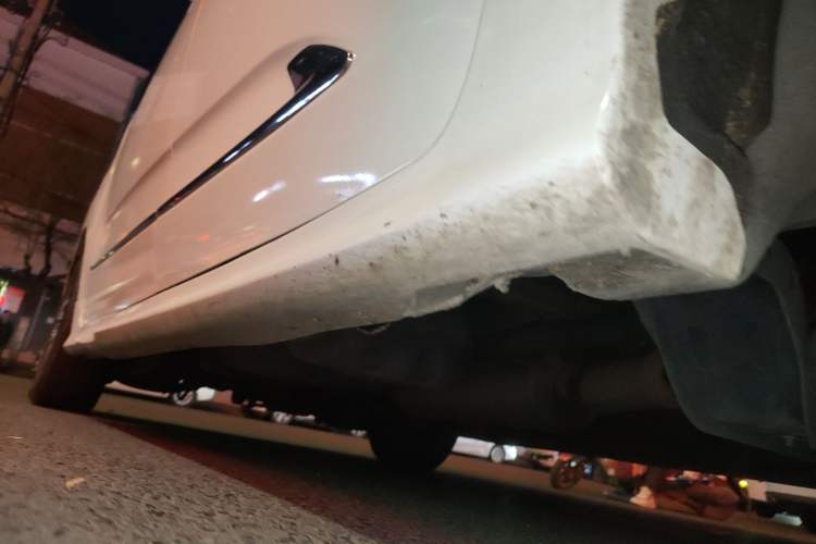 Used SAIC MAXUS G20 2020 2.0T Gasoline Automatic Executive Edition Chassis Front Right