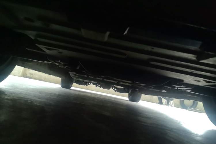 Used SAIC MAXUS G20 2020 2.0T Gasoline Automatic Luxury Executive Edition Chassis Front