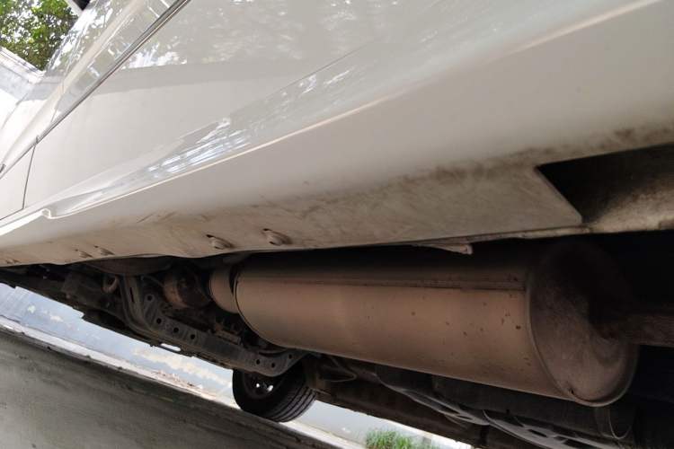 Used SAIC MAXUS G20 2020 2.0T Gasoline Automatic ZhiZun Edition Chassis Rear Left