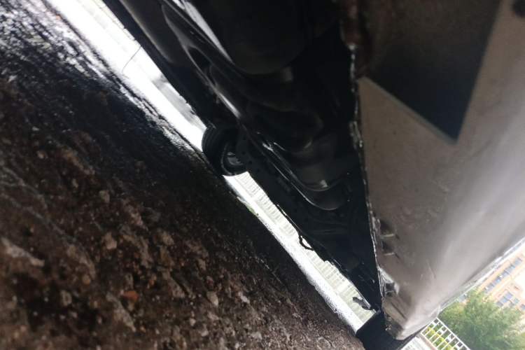 Used SAIC MAXUS G20 2020 2.0T Gasoline Automatic Luxury Edition Chassis Rear Right