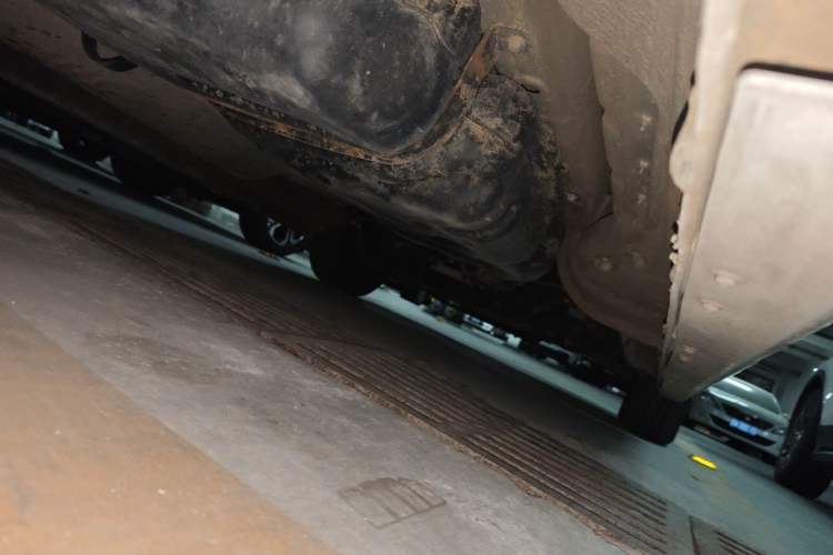 Used SAIC MAXUS G20 2020 2.0T Gasoline Automatic Luxury Executive Edition Chassis Rear Right