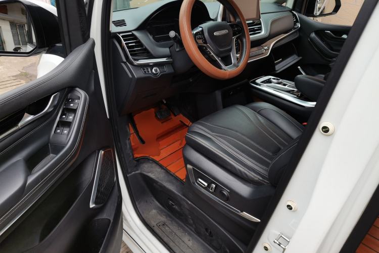 Used SAIC MAXUS G20 2020 2.0T Gasoline Automatic Luxury Edition Driver Seat