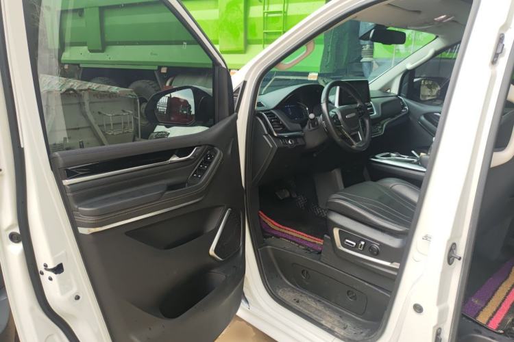 Used SAIC MAXUS G20 2020 2.0T Gasoline Automatic Prestige Executive Version Driver Seat