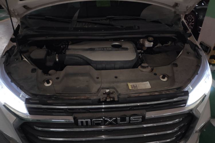 Used SAIC MAXUS G20 2020 2.0T Gasoline Automatic ZhiZun Edition Engine Bay