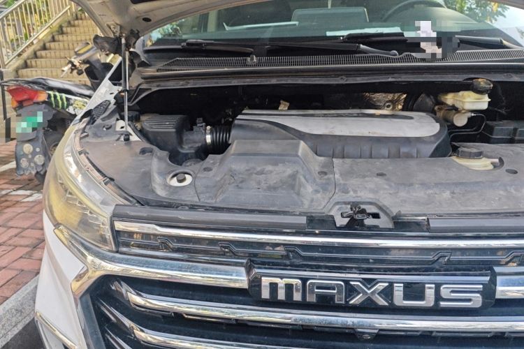 Used SAIC MAXUS G20 2020 2.0T Gasoline Automatic Prestige Executive Version Engine Bay Right