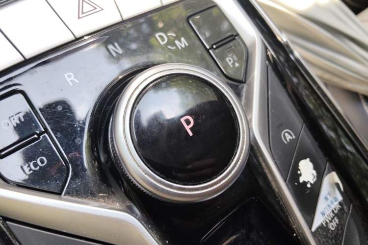 Used SAIC MAXUS G20 2020 2.0T Gasoline Automatic ZhiZun Edition Gear Lever