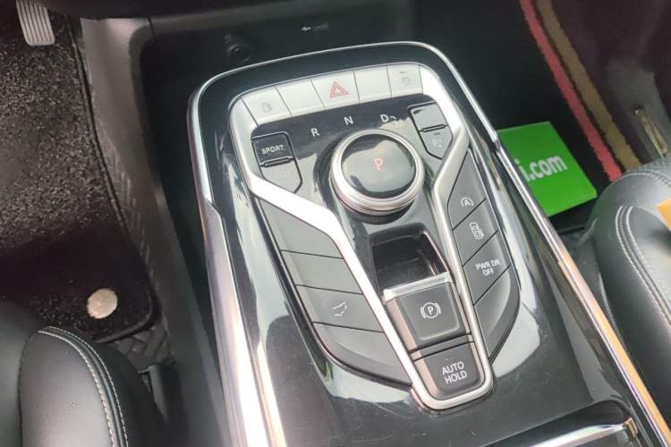 Used SAIC MAXUS G20 2020 2.0T Gasoline Automatic Prestige Executive Version Gear Lever