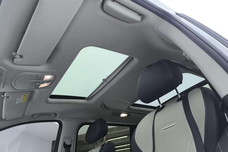 Used SAIC MAXUS G20 2020 2.0T Gasoline Automatic ZhiZun Edition Headliner