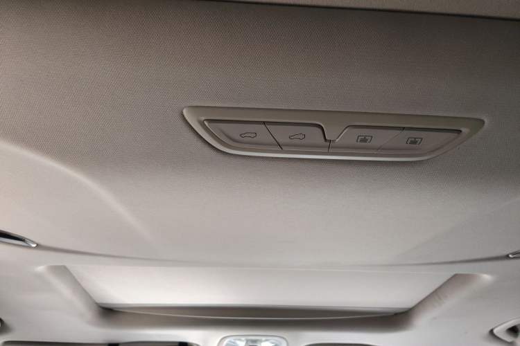 Used SAIC MAXUS G20 2020 2.0T Gasoline Automatic ZhiZun Edition Headliner